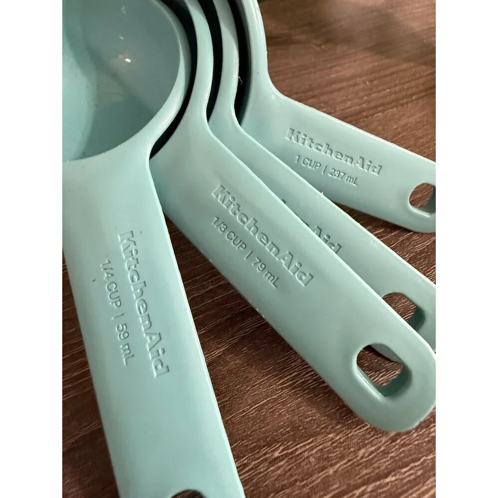 KitchenAid measuring cups blue